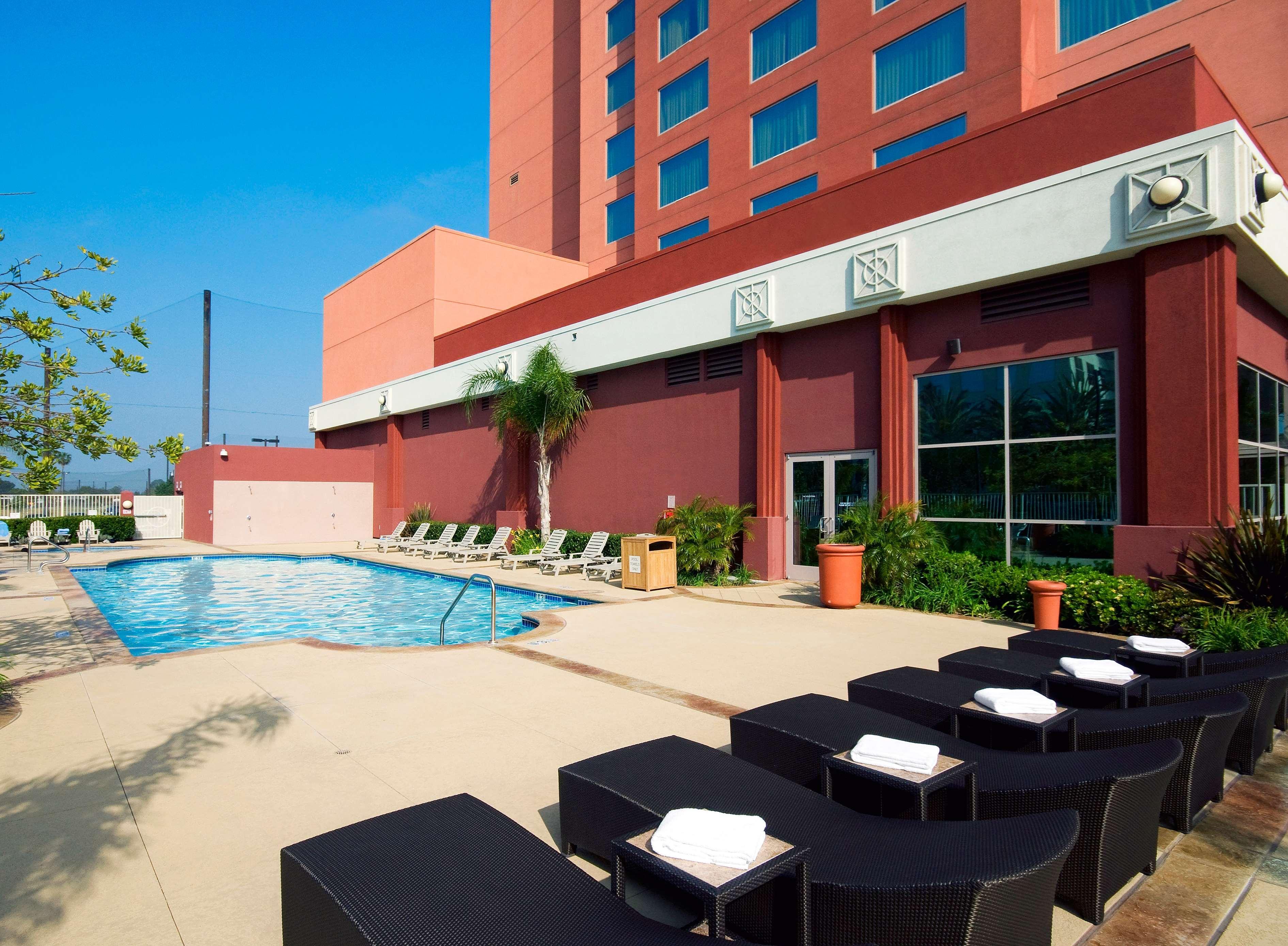 Embassy Suites Anaheim - South Garden Grove Exterior foto
