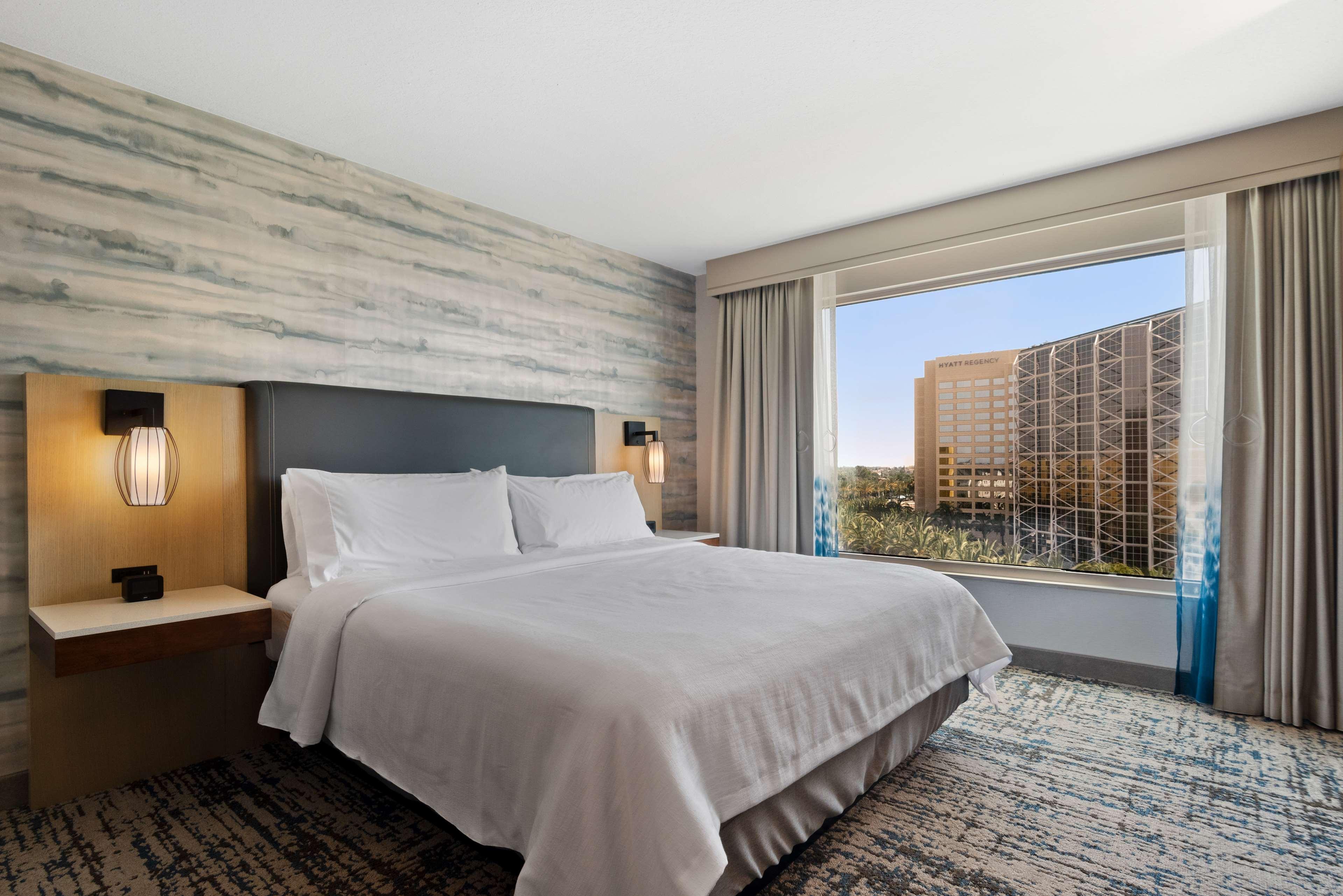 Embassy Suites Anaheim - South Garden Grove Exterior foto