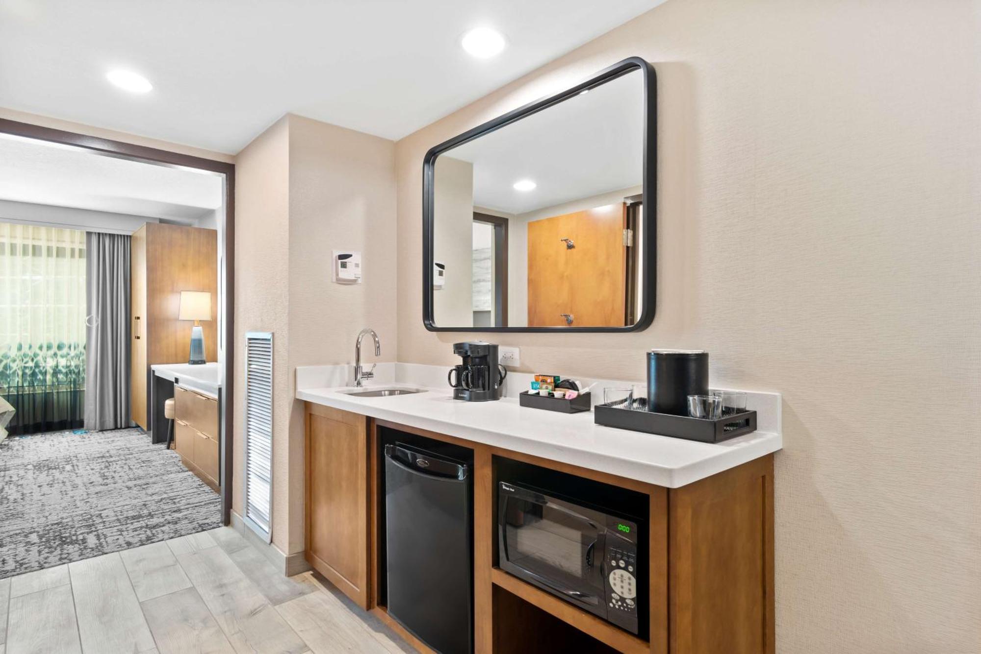 Embassy Suites Anaheim - South Garden Grove Exterior foto